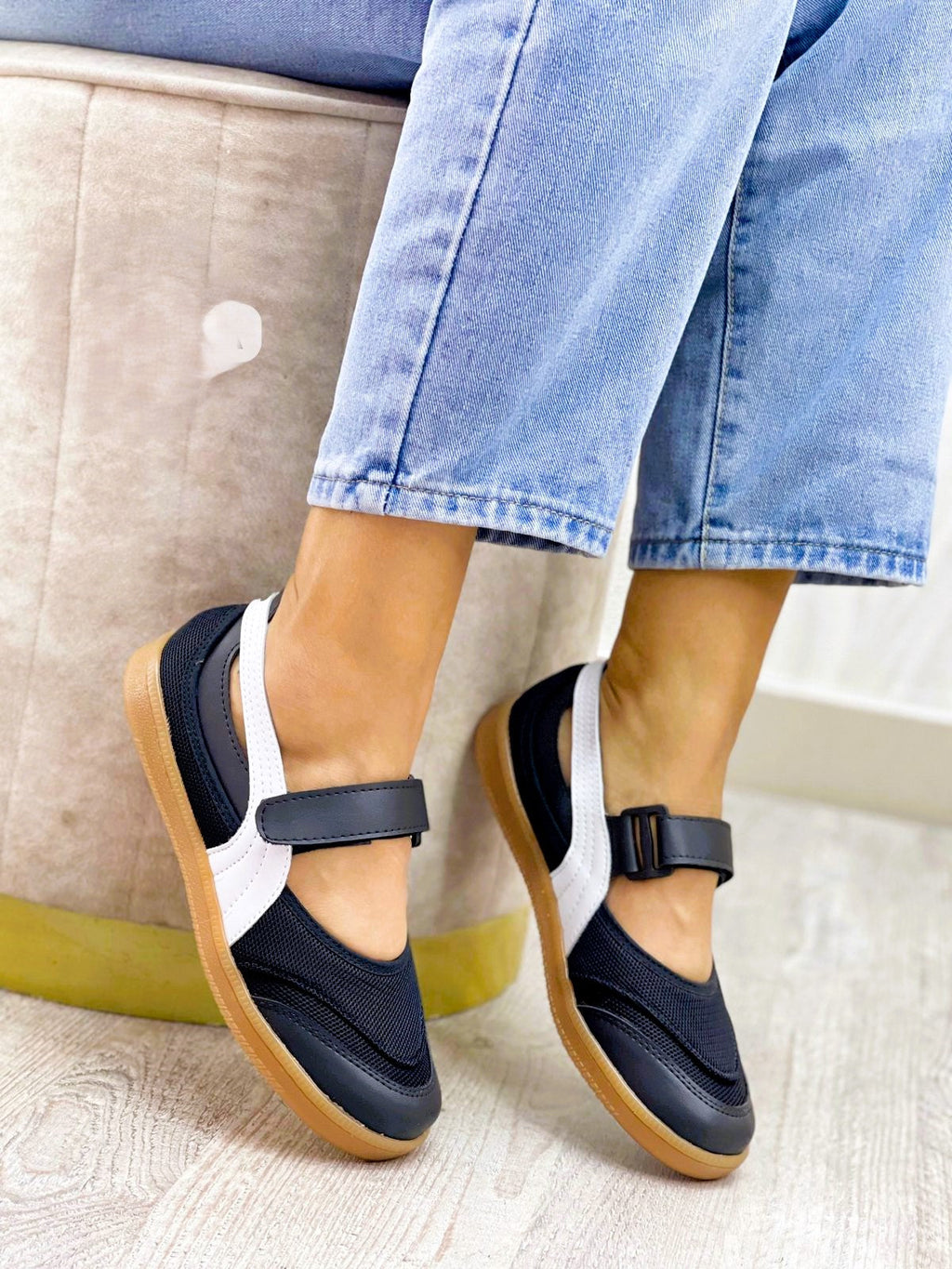 gid://shopify/MediaImage/24692264697950